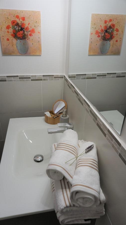 B&B Oasis Des Lavandes - Chambre Coqueliot Villeneuve-lès-Avignon Kültér fotó